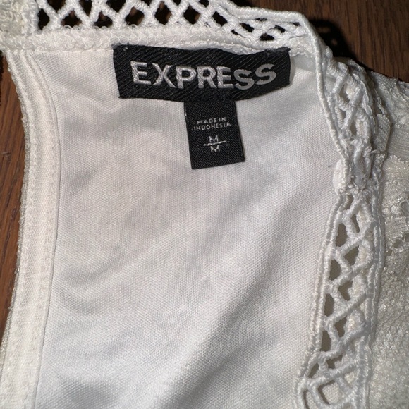 Top - Picture 2 of 3